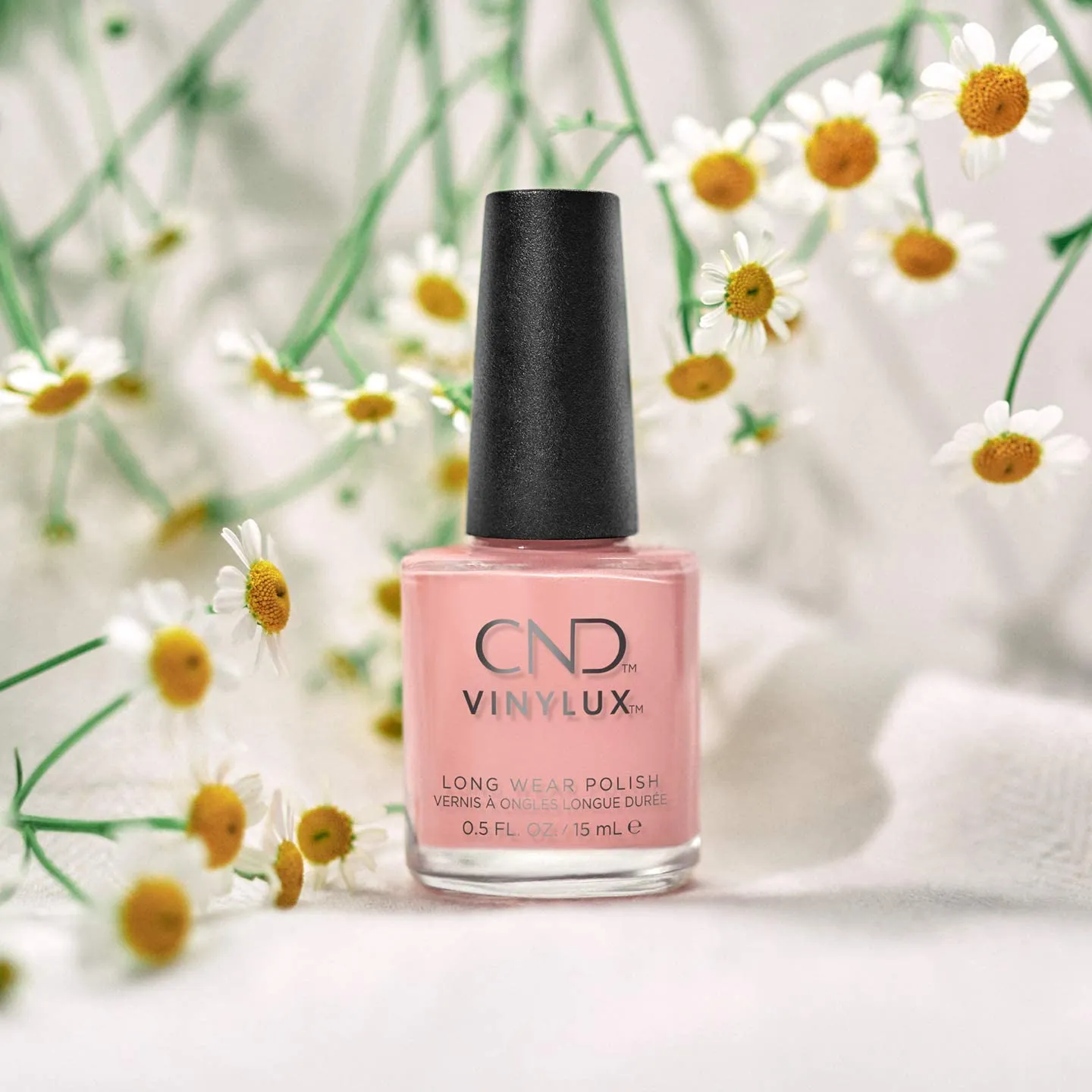 CND - Vinylux Soft Peony 0.5 oz - #347