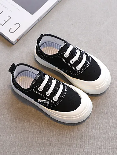 Heritage Classic Canvas Sneakers by Liv and Mia