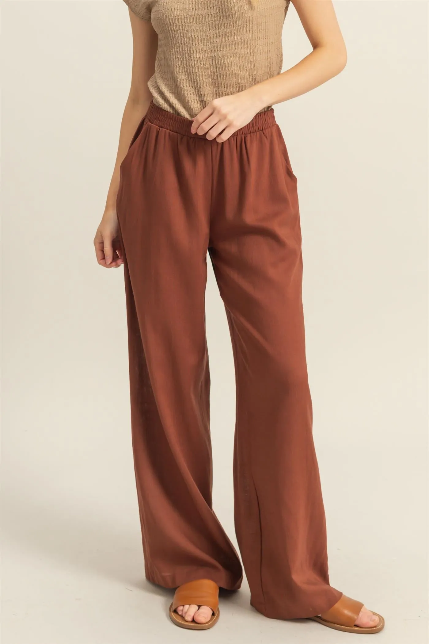 HF25A621-Elasticized Waist Linen Pants