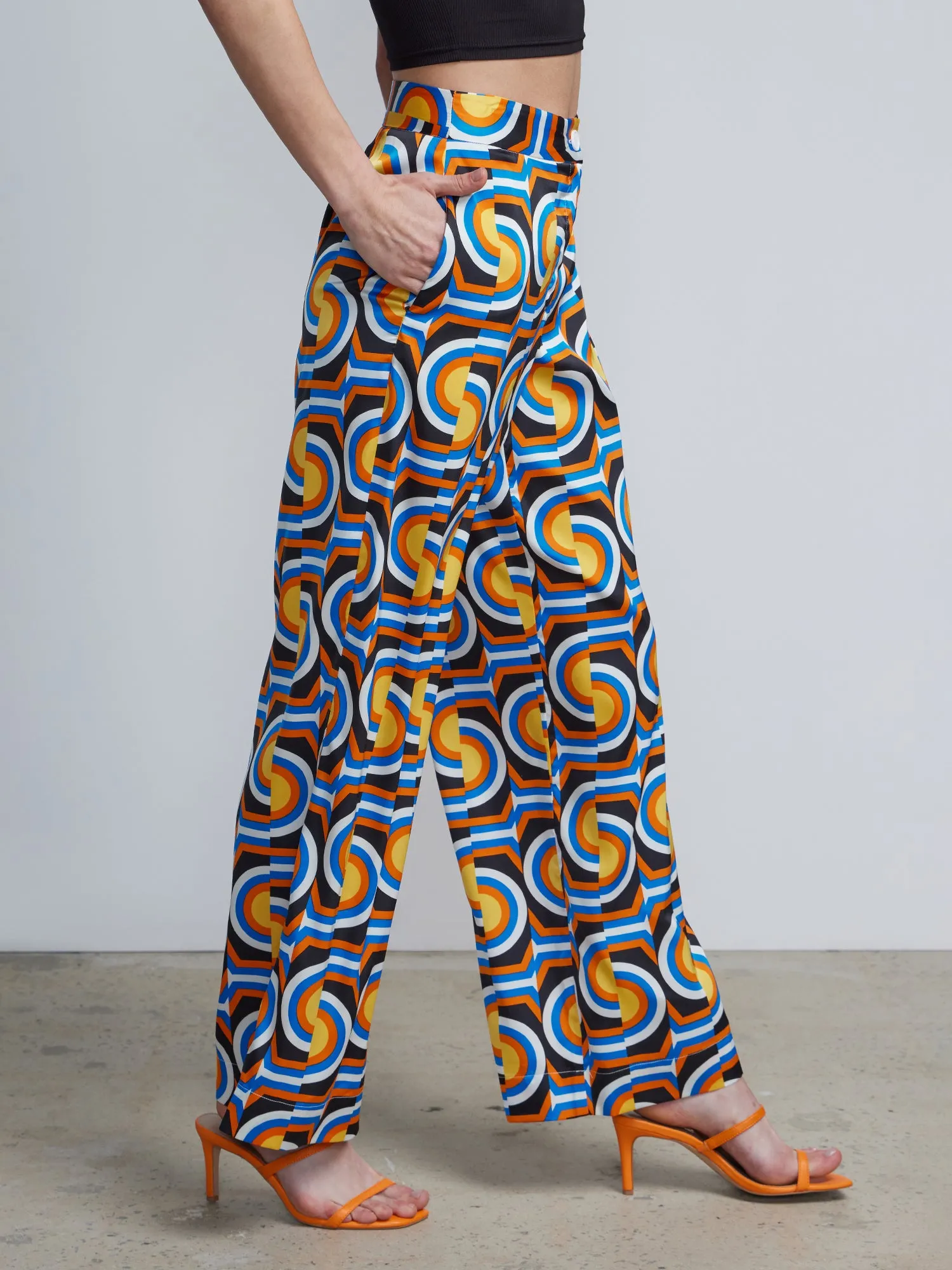 High Rise Printed Buttoned Wide Leg Pants