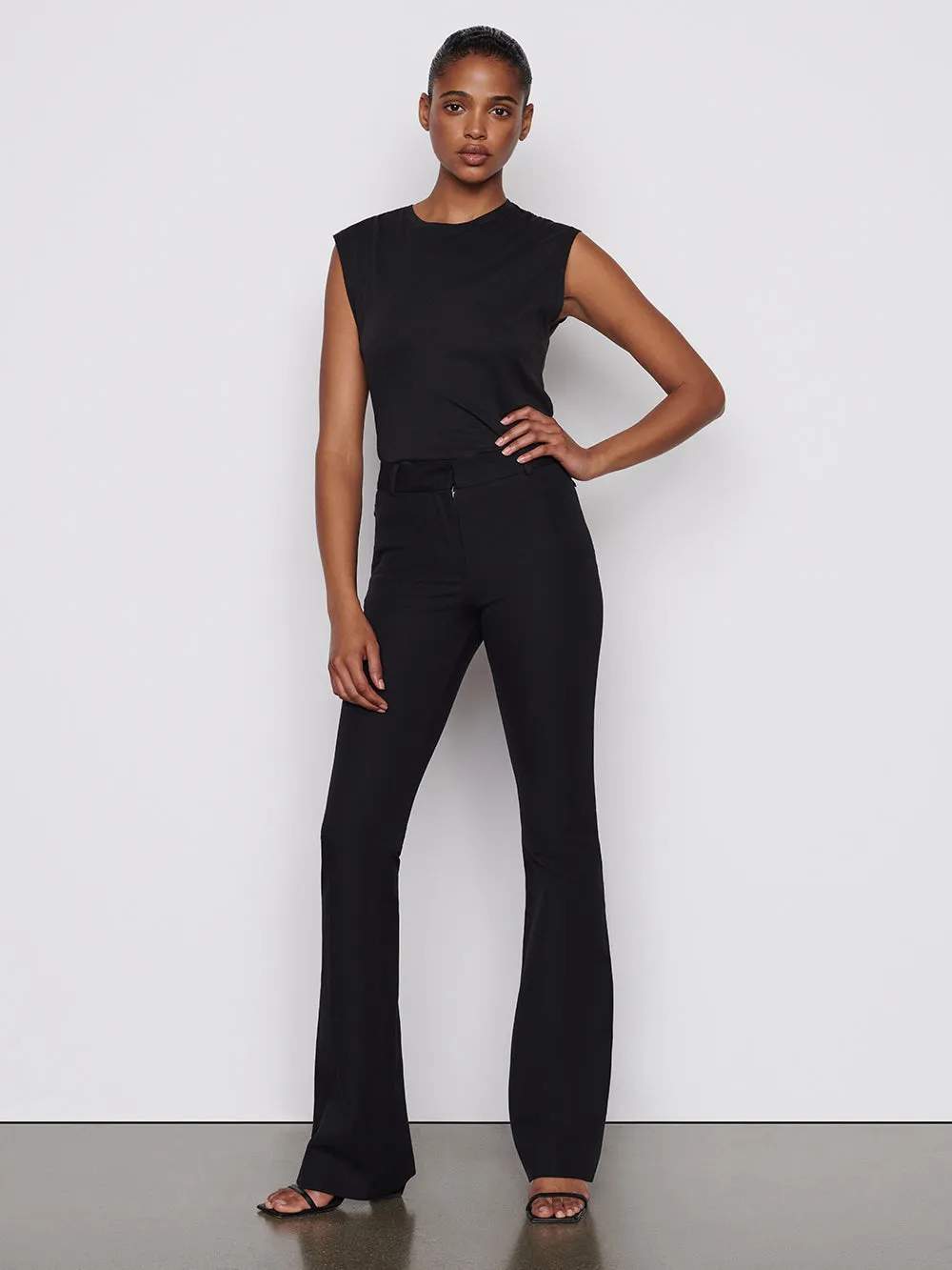 Le High Flare Trouser -- Noir