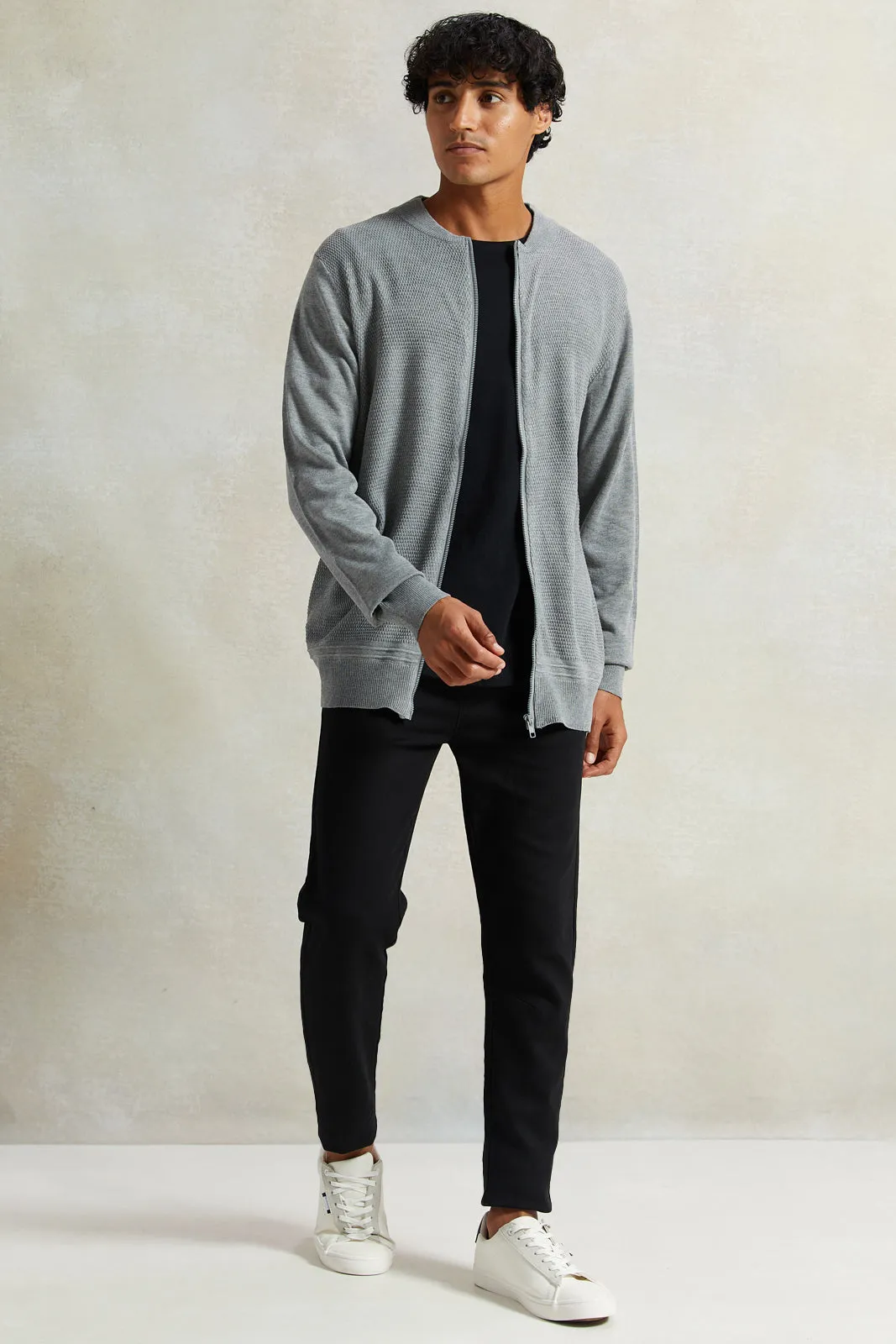 Men Grey Solid Sweater