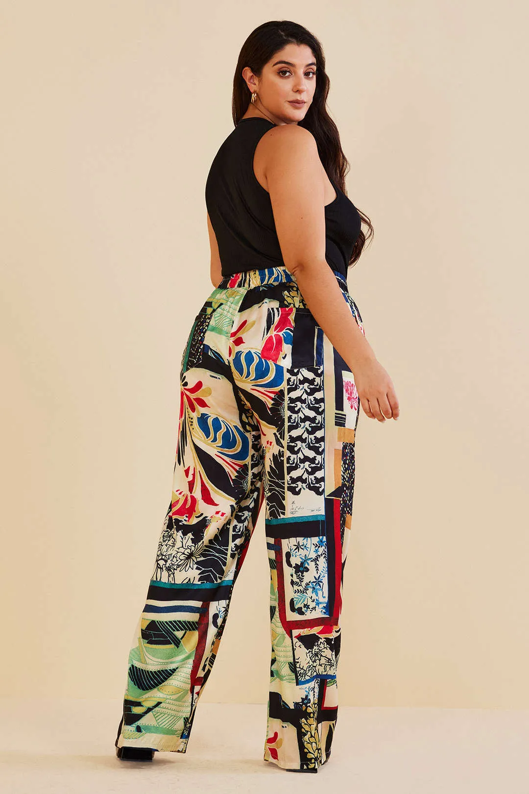 Plus Size Floral Print High-Waisted Straight Leg Pants – Multicolor